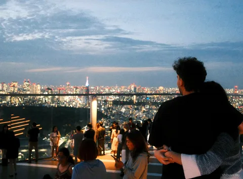 Passeio noturno de Harajuku ao Shibuya Sky, vista de Tóquio à noite