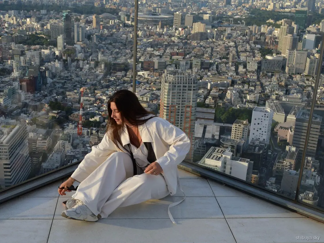 Dzienna panorama Tokio z tarasu, bilet na Shibuya Sky