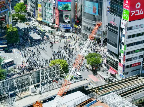 Shibuya Sky pop culture tour, Center Gai shops