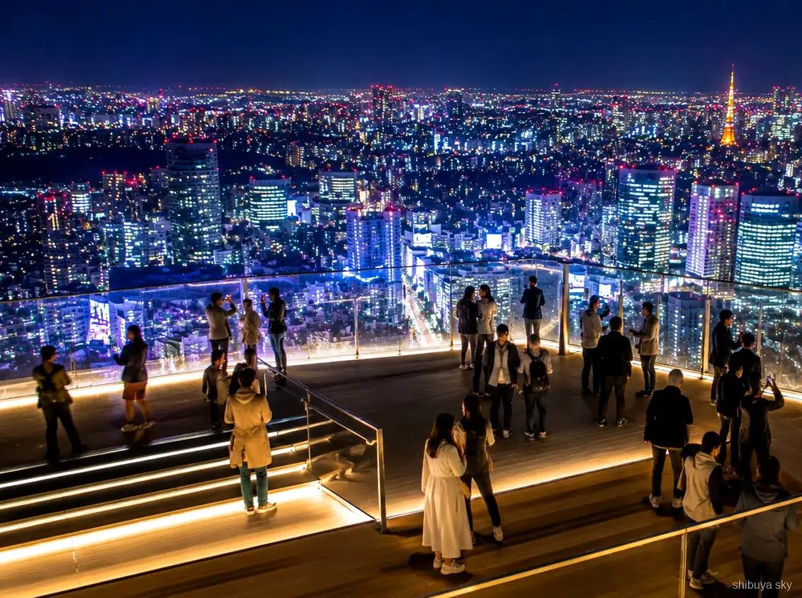 Shibuya Sky nachttour, verlicht Tokio gezien vanaf het observatiedek