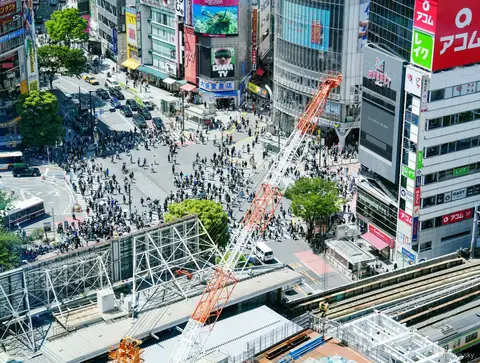 Tour pop culture Shibuya Sky, negozi di Center Gai