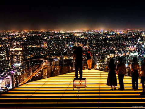 Tour Shibuya Sky e neon di Shinjuku, ora d'oro su Tokyo