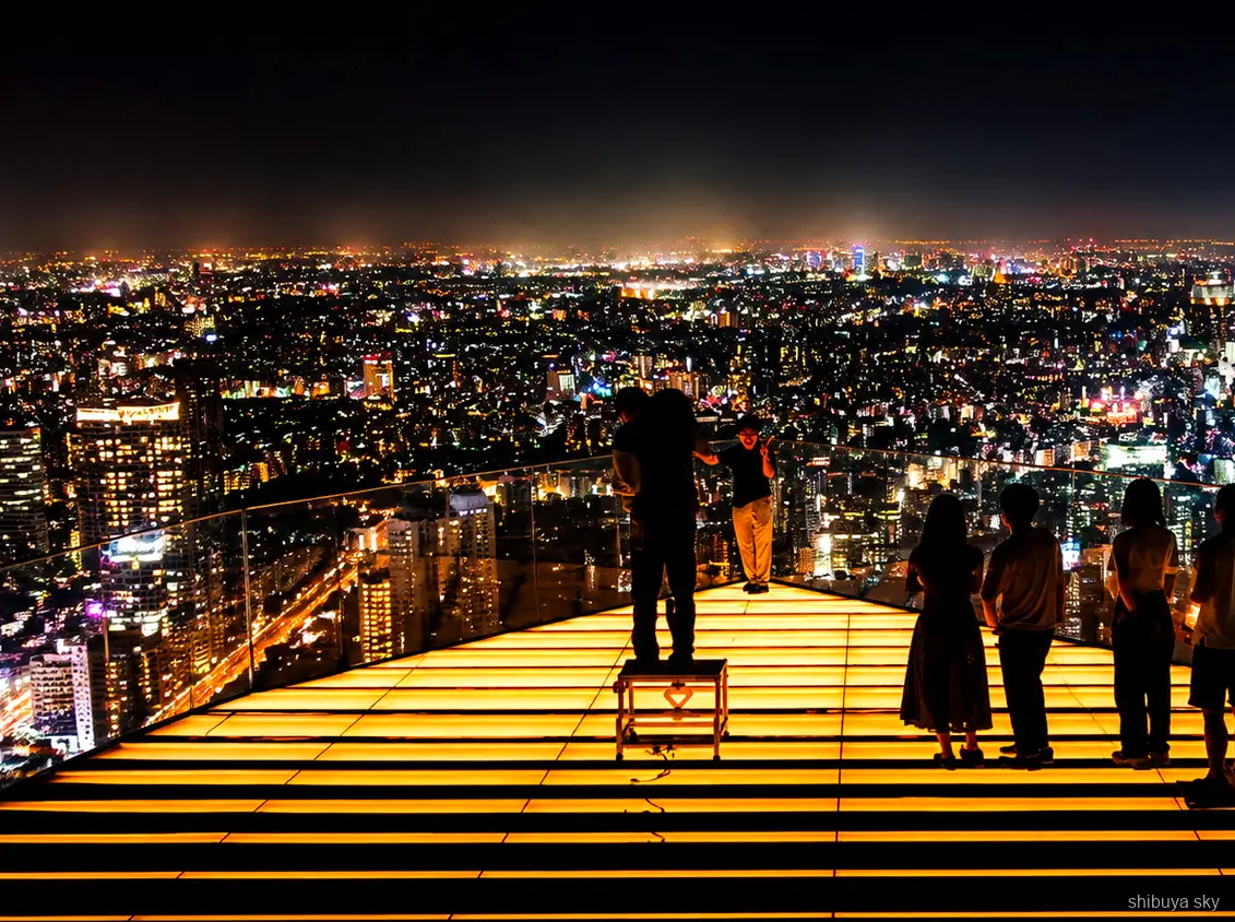 Tour Shibuya Sky, skyline de la ciudad desde el mirador