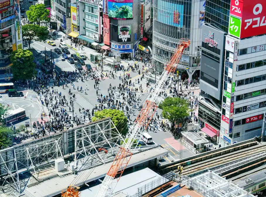Visite culture pop Shibuya Sky, boutiques de Center Gai